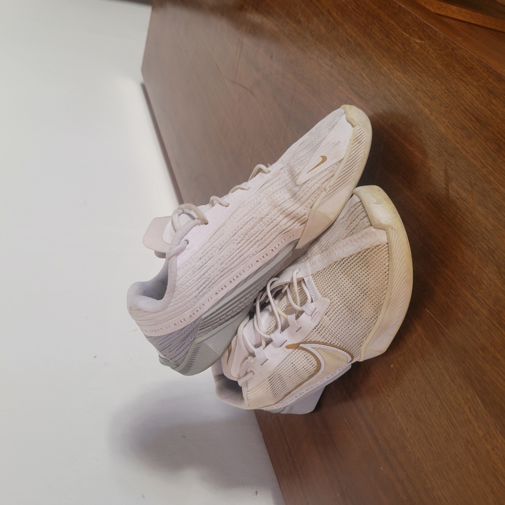 Nike White and Gray Sneakers